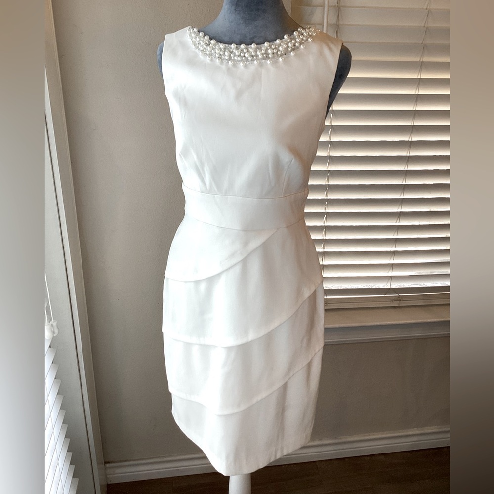 Gorgeous Ivory Pearl Neckline Dress Size 4